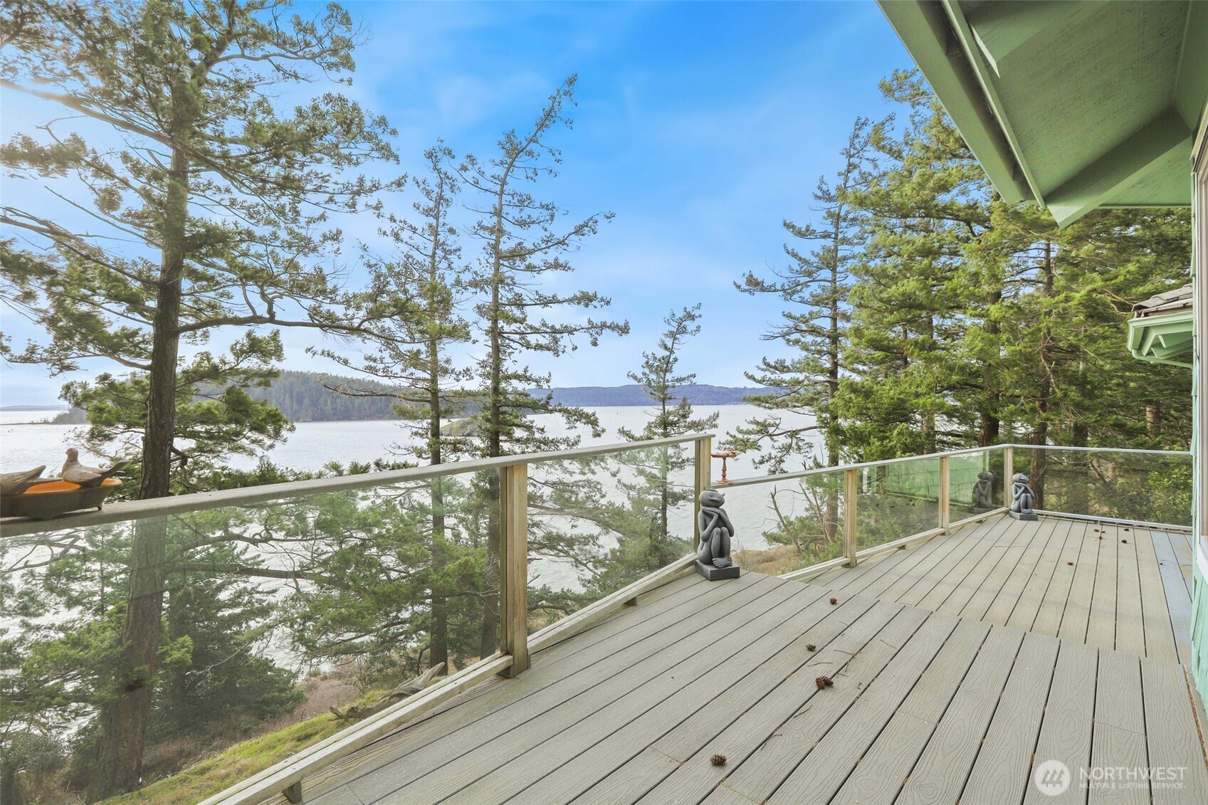 736 Tillamuk Drive , La Conner, WA 98257