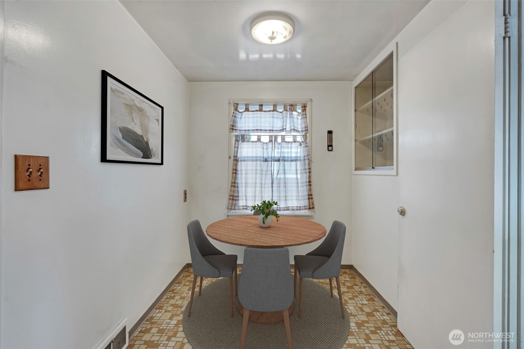 3828 48th Avenue SW, Seattle, WA 98116