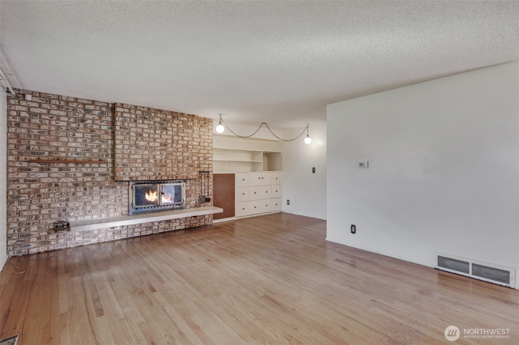 3828 48th Avenue SW, Seattle, WA 98116