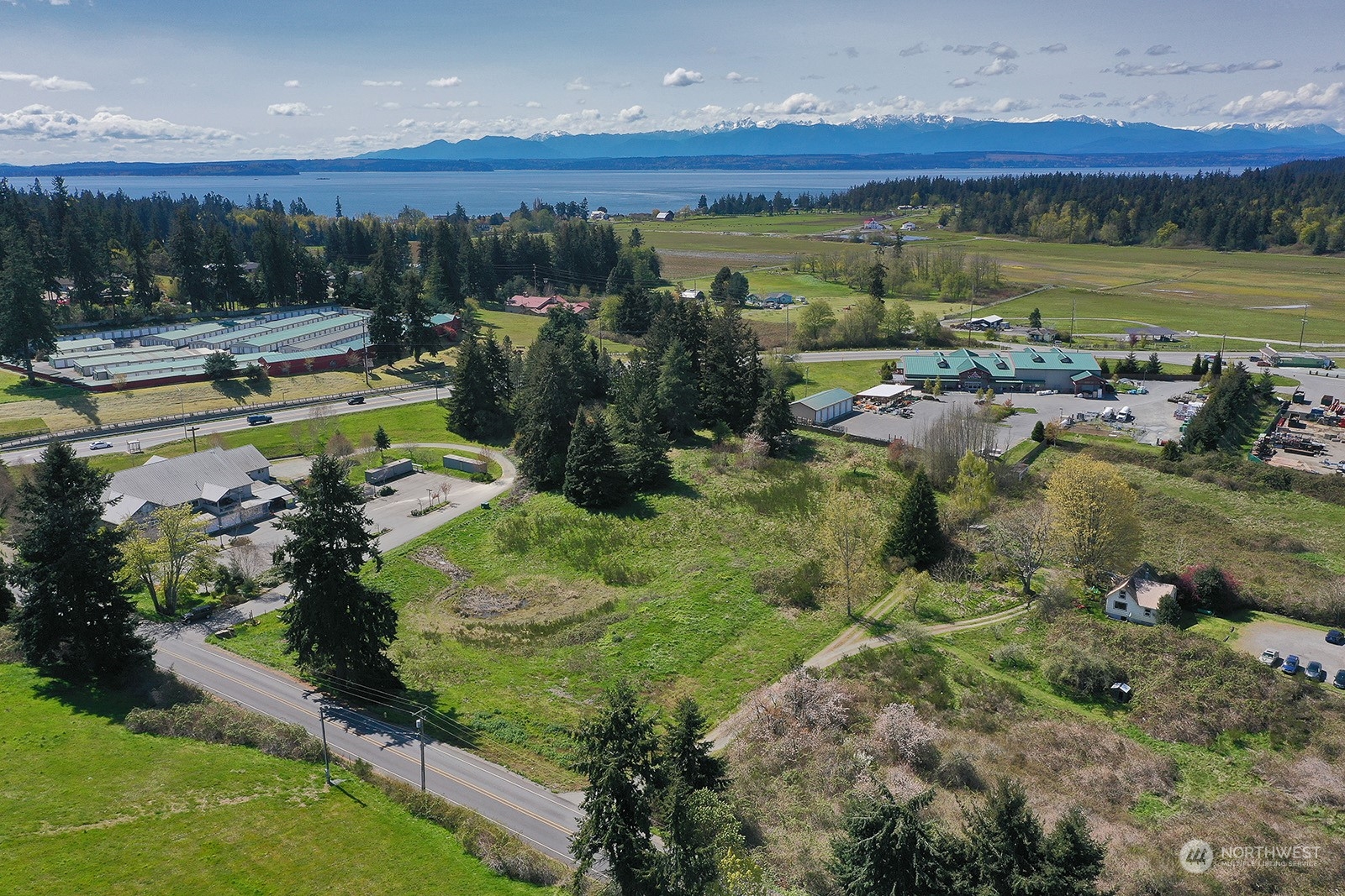 5493 Woodard Avenue , Freeland, WA 98249