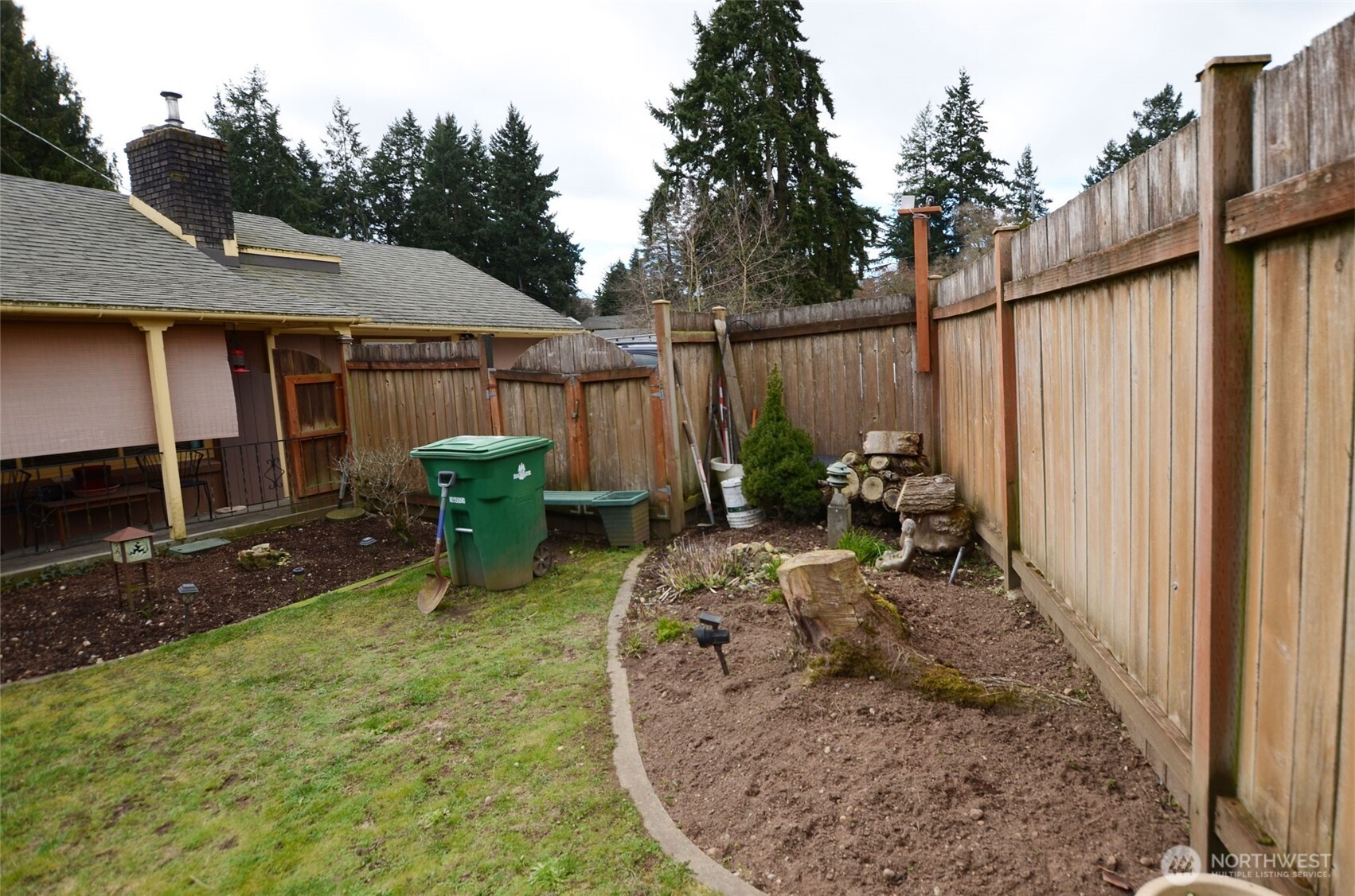 15326 Ashworth Place N, Shoreline, WA 98133