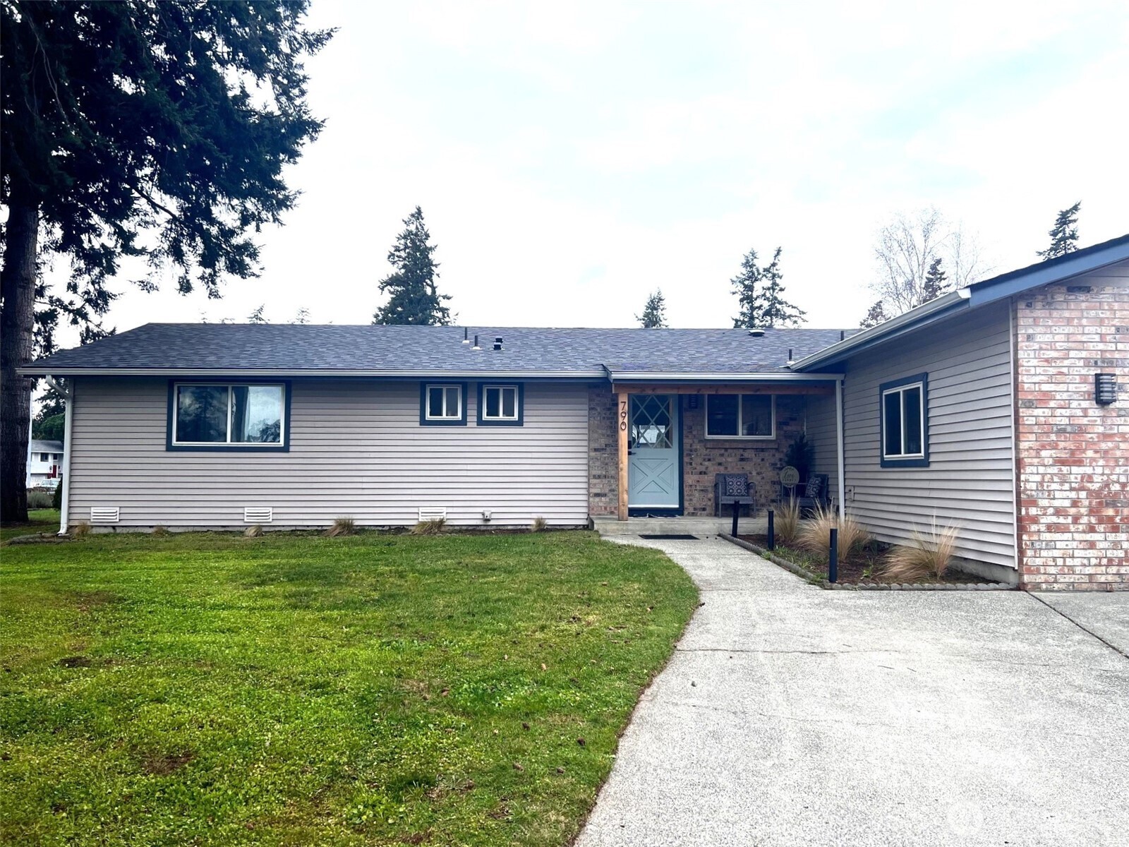 790 NW Dory Drive , Oak Harbor, WA 98277