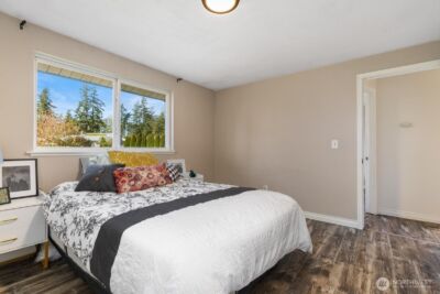 790 NW Dory Drive , Oak Harbor, WA 98277 - Photo 16