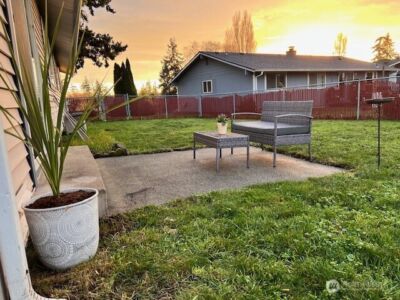 790 NW Dory Drive , Oak Harbor, WA 98277 - Photo 23