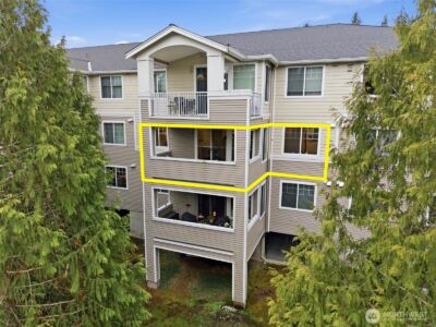 2220 132nd Avenue SE #A214, Bellevue, WA 98005-3978