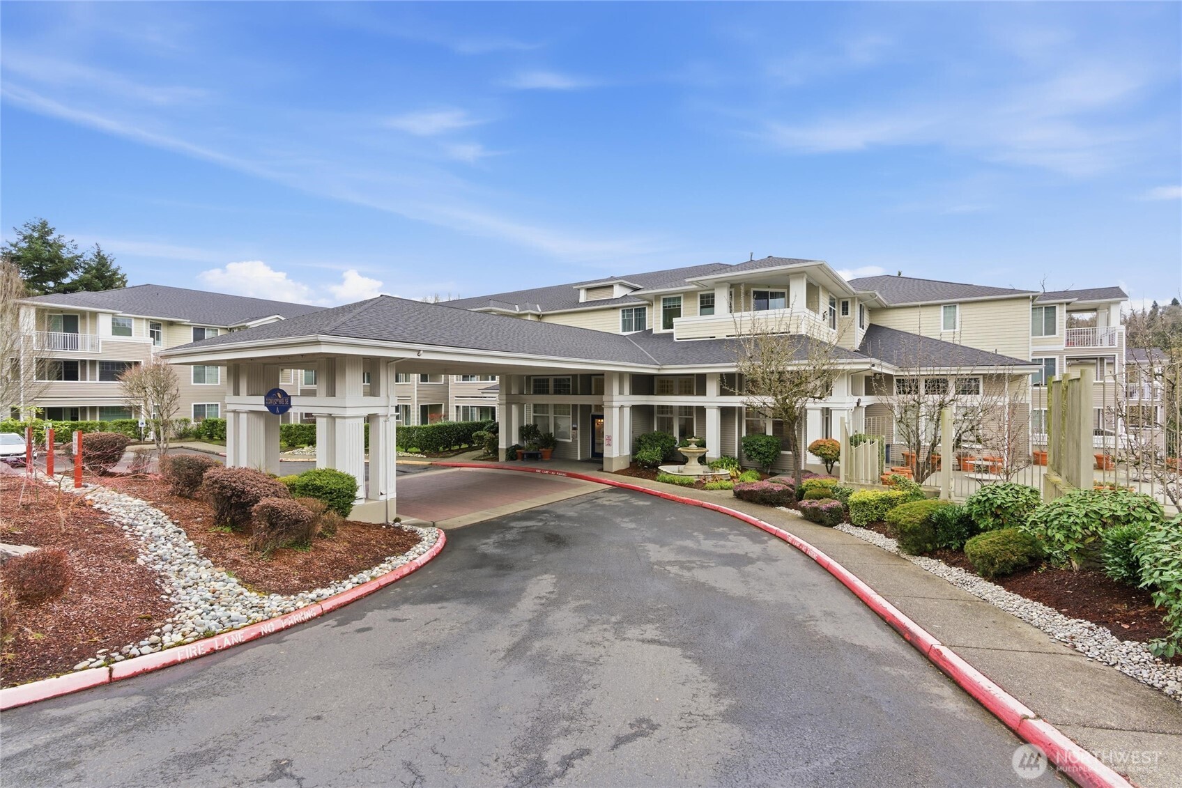 2220 132nd Avenue SE #A214, Bellevue, WA 98005-3978