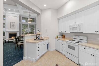 2220 132nd Avenue SE #A214, Bellevue, WA 98005-3978 - Photo 34