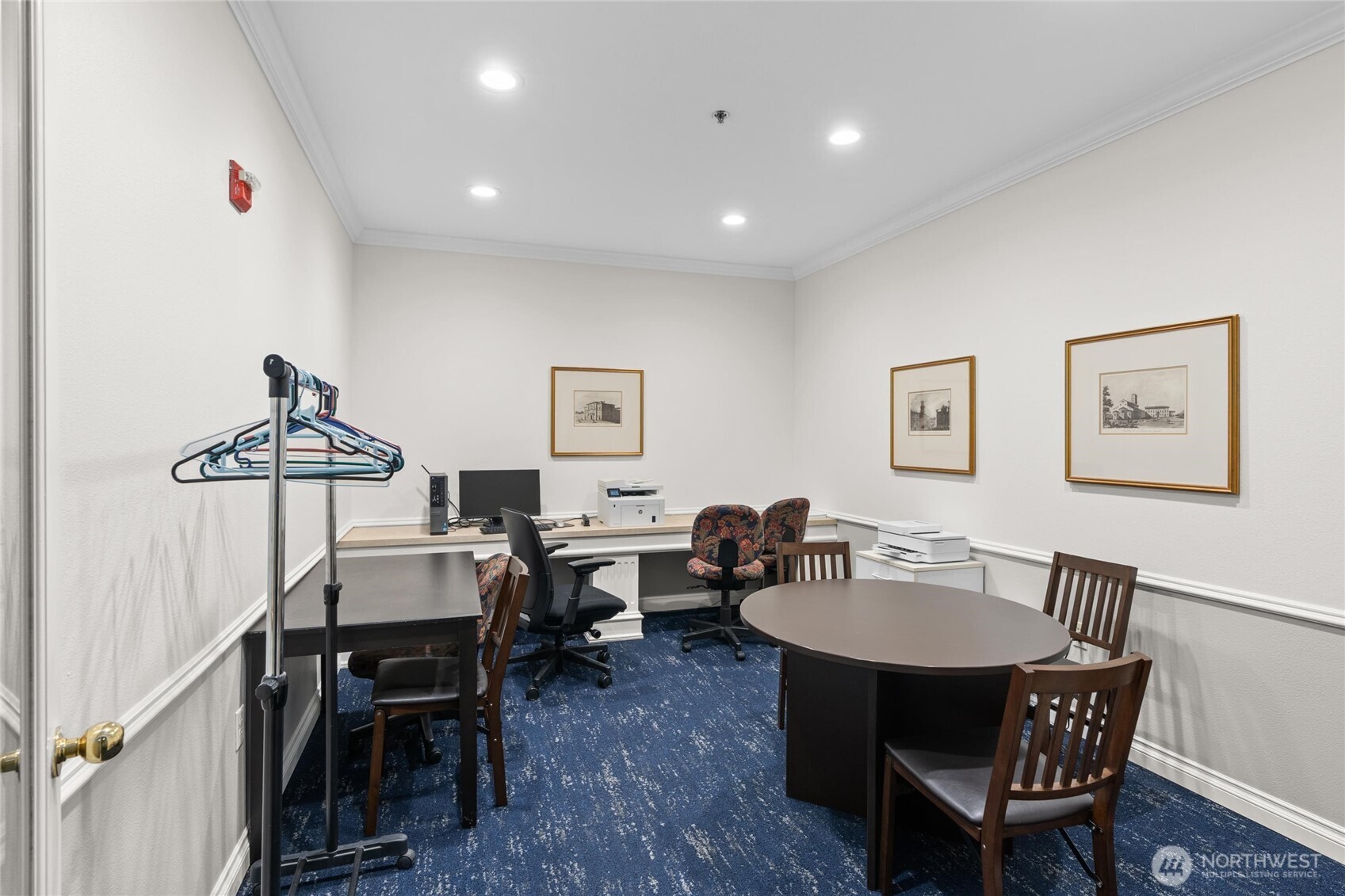 2220 132nd Avenue SE #A214, Bellevue, WA 98005-3978