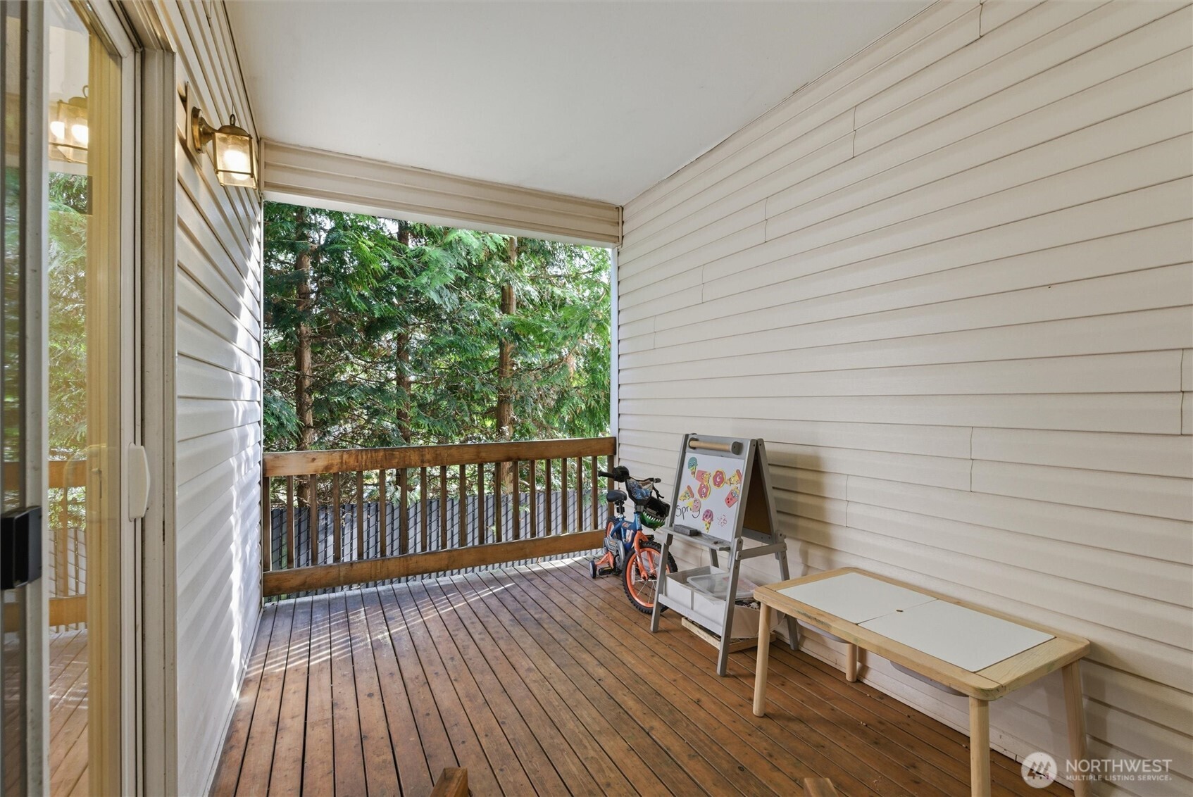 5705 200th Street SW #D, Lynnwood, WA 98036