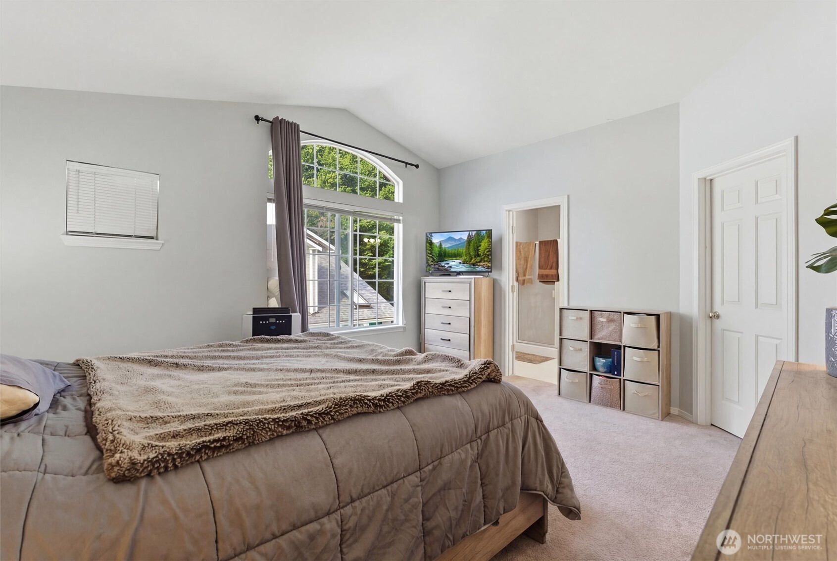 5705 200th Street SW #D, Lynnwood, WA 98036