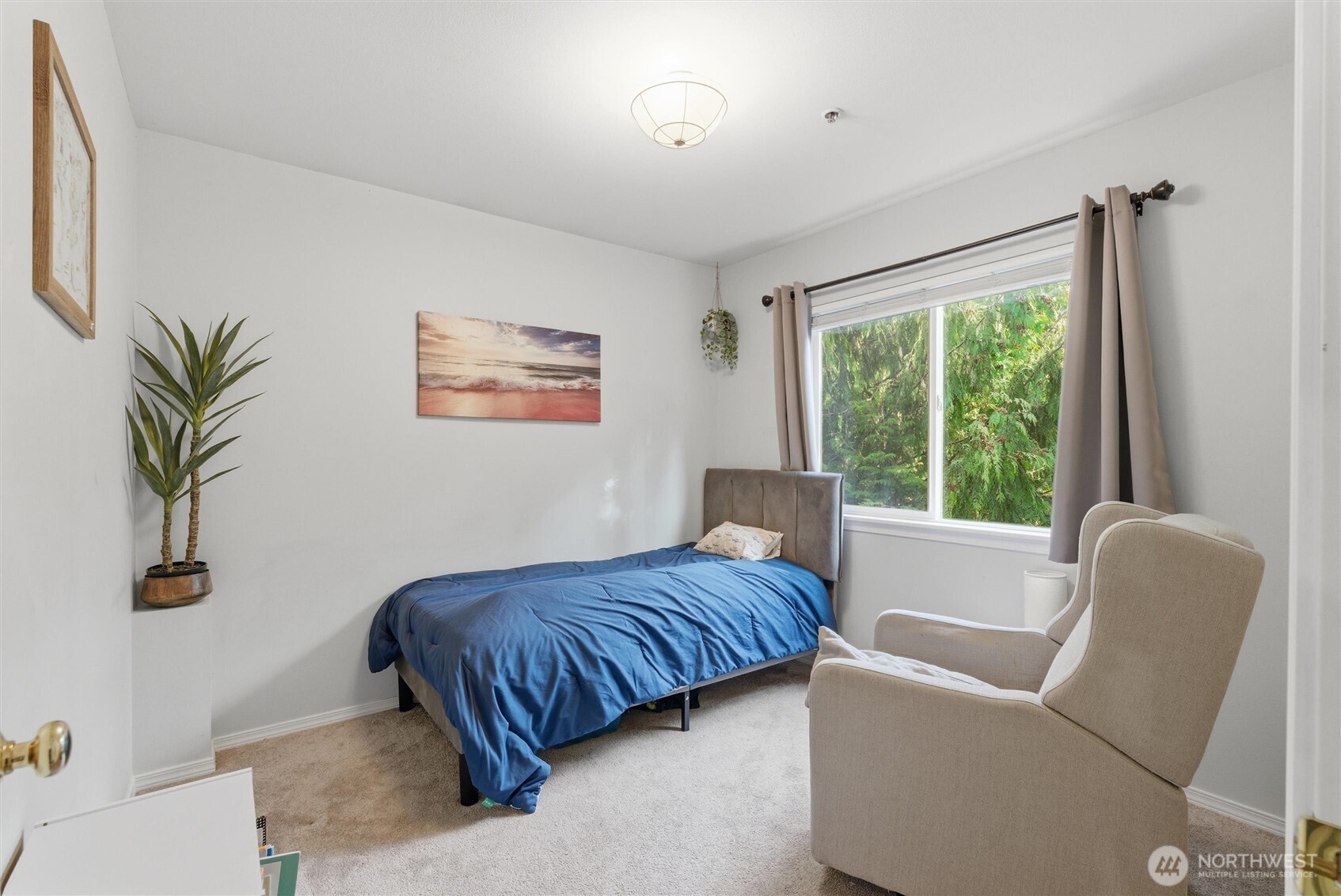 5705 200th Street SW #D, Lynnwood, WA 98036