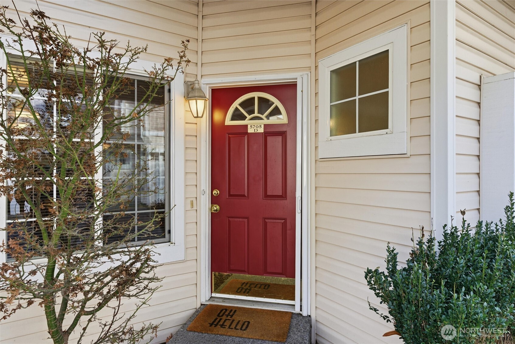 5705 200th Street SW #D, Lynnwood, WA 98036