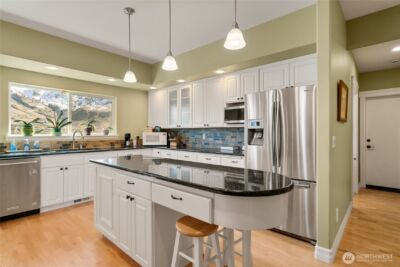 735 Castle Heights Drive , Wenatchee, WA 98801 - Photo 16