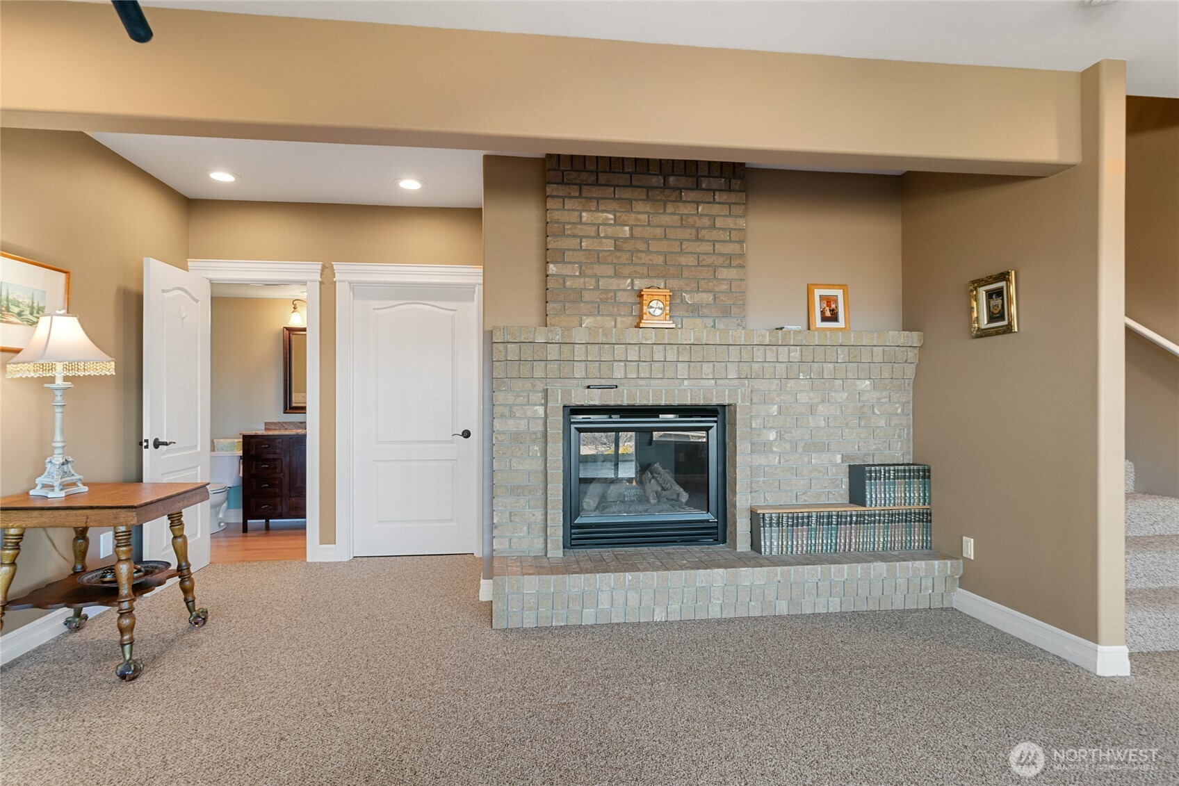 735 Castle Heights Drive , Wenatchee, WA 98801