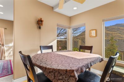 735 Castle Heights Drive , Wenatchee, WA 98801 - Photo 10