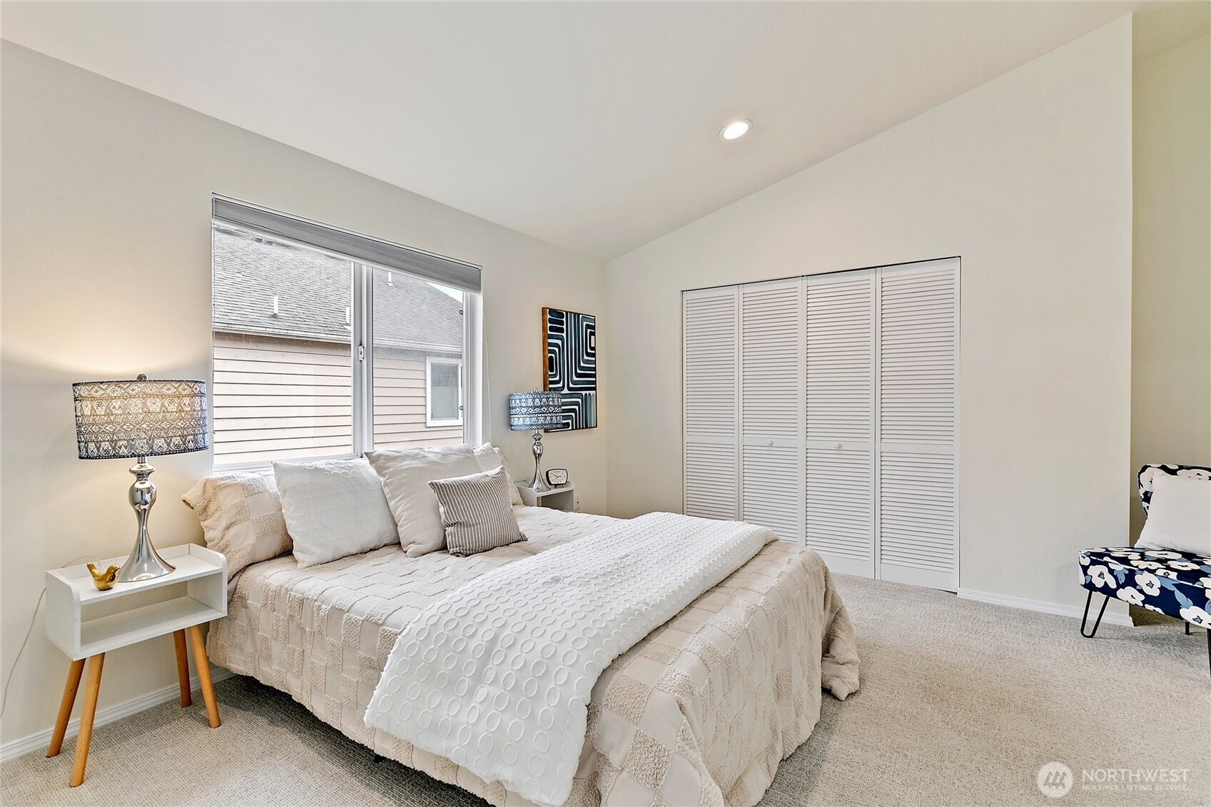 9038 Mary Avenue NW #B, Seattle, WA 98117