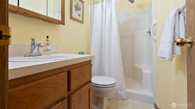 124 W Lippert Drive , Port Orchard, WA 98366 - Photo 20