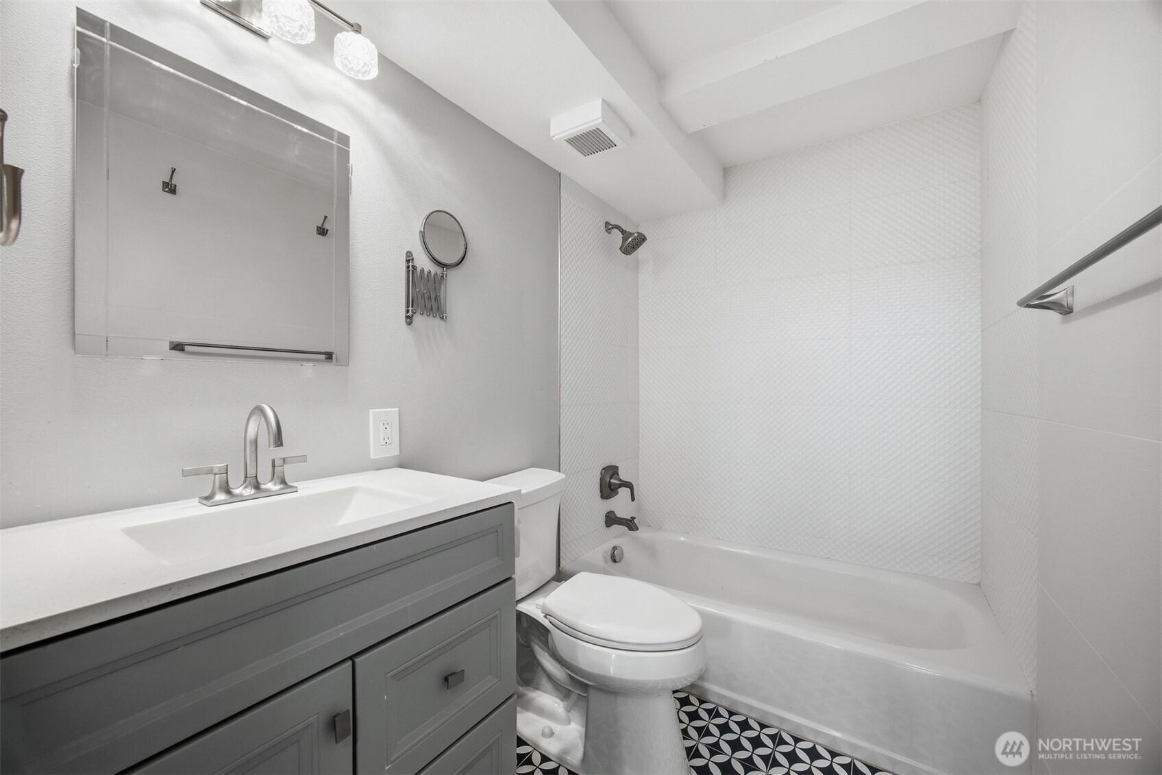 1201 11th Street #303, Bellingham, WA 98225