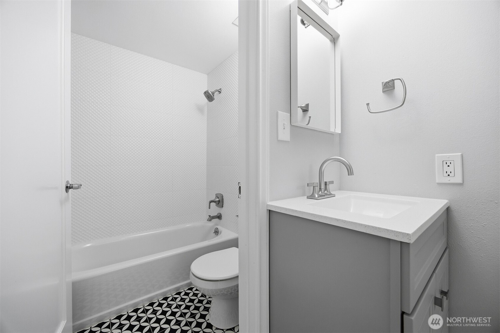 1201 11th Street #303, Bellingham, WA 98225