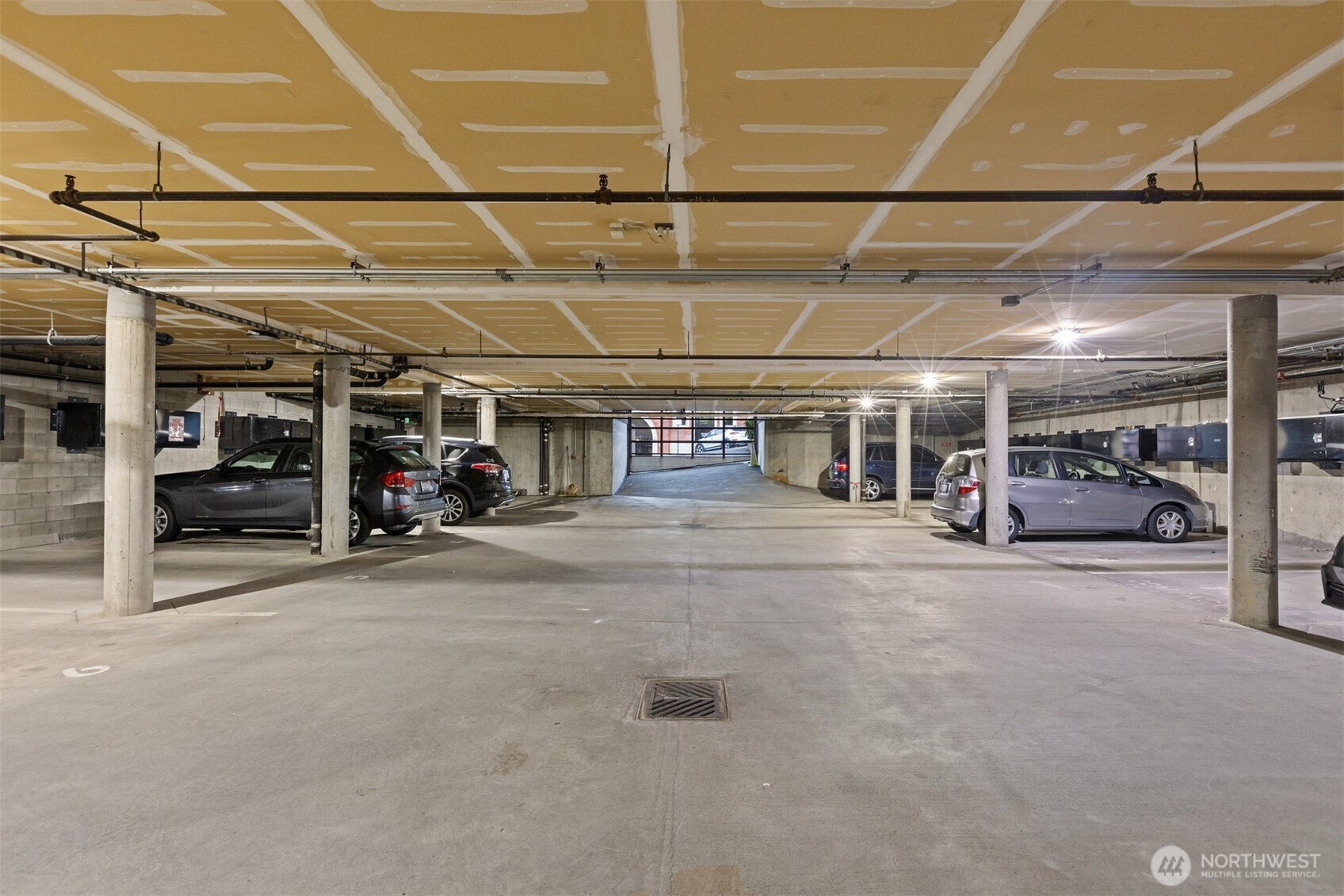 1201 11th Street #303, Bellingham, WA 98225