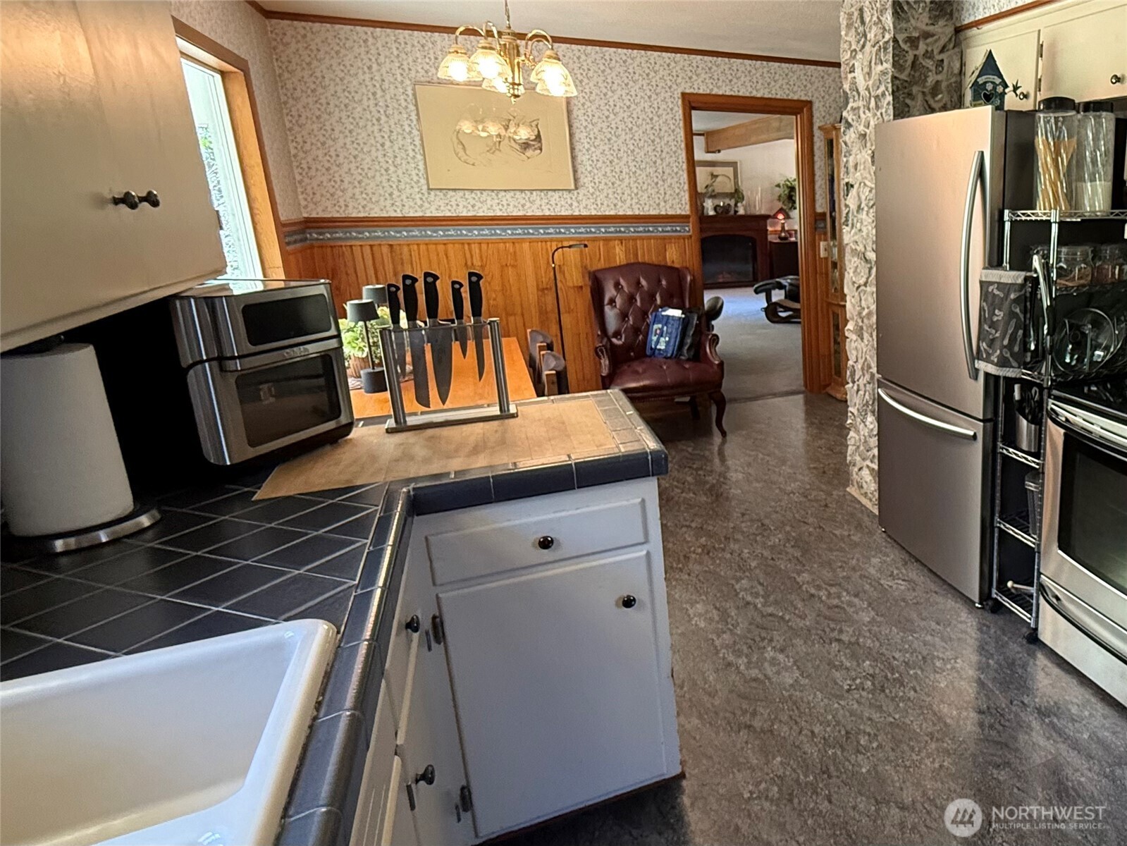 1329 State Route 4 , Naselle, WA 98638