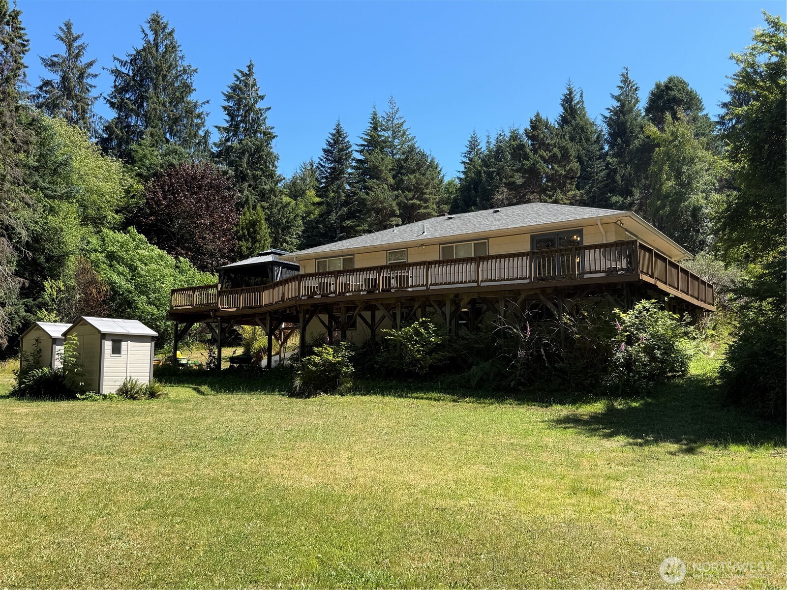 1329 State Route 4 , Naselle, WA 98638