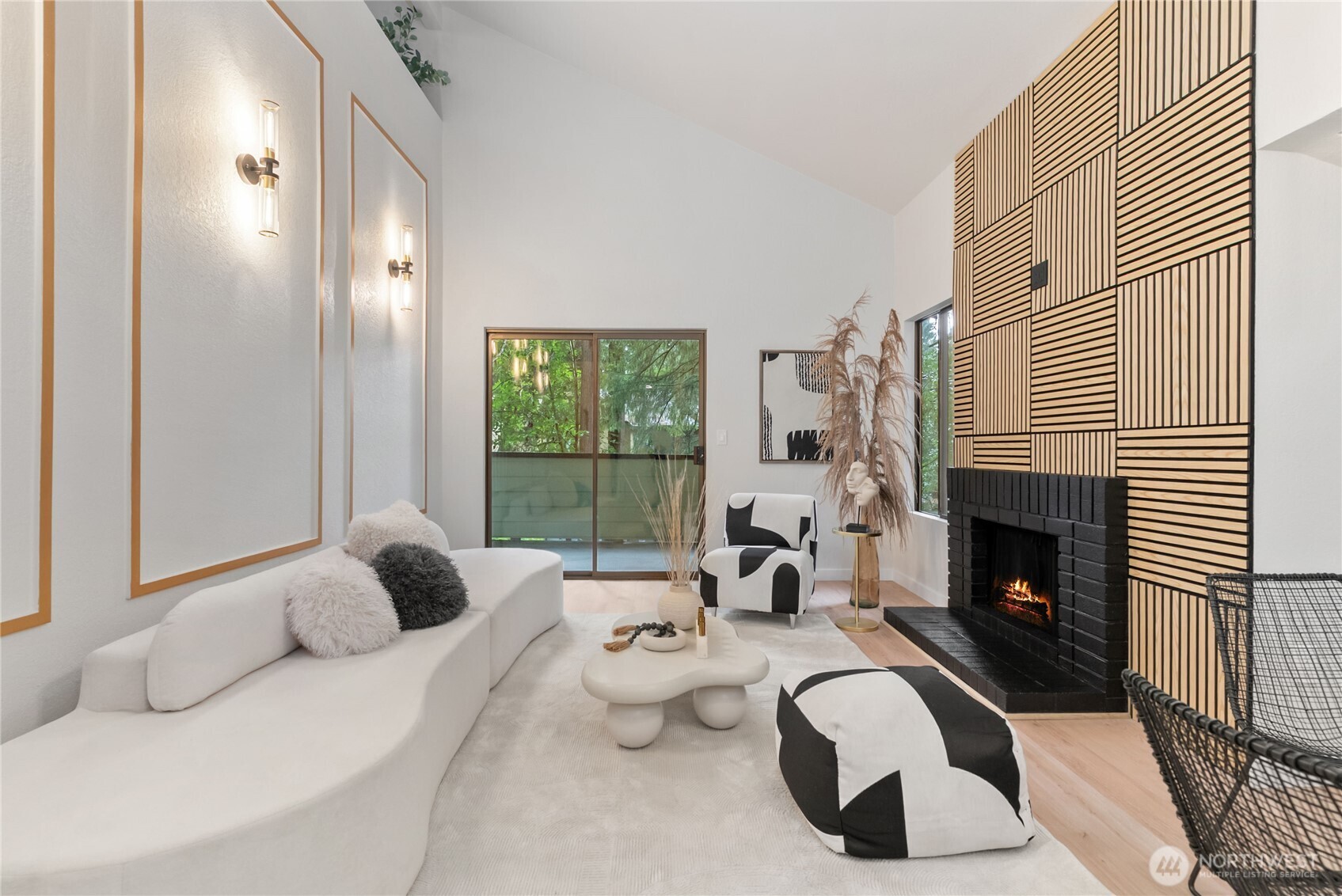 155 S 330th Street #D, Federal Way, WA 98003