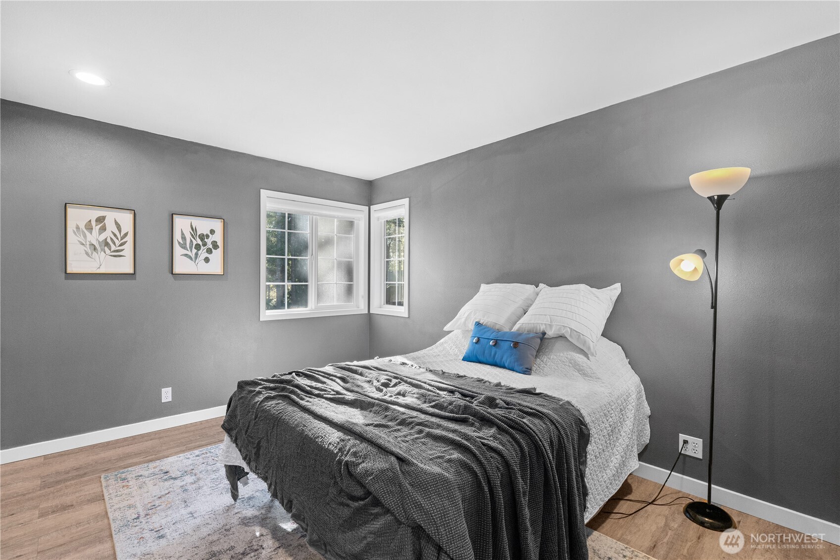 5951 NW Newberry Hill Road , Silverdale, WA 98383