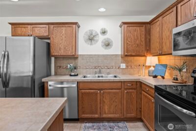 1411 Evergreen Park Drive SW #201, Olympia, WA 98502 - Photo 6