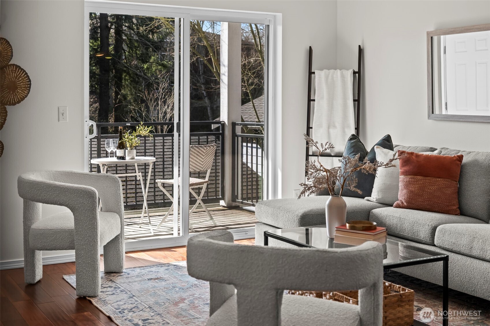 1411 Evergreen Park Drive SW #201, Olympia, WA 98502