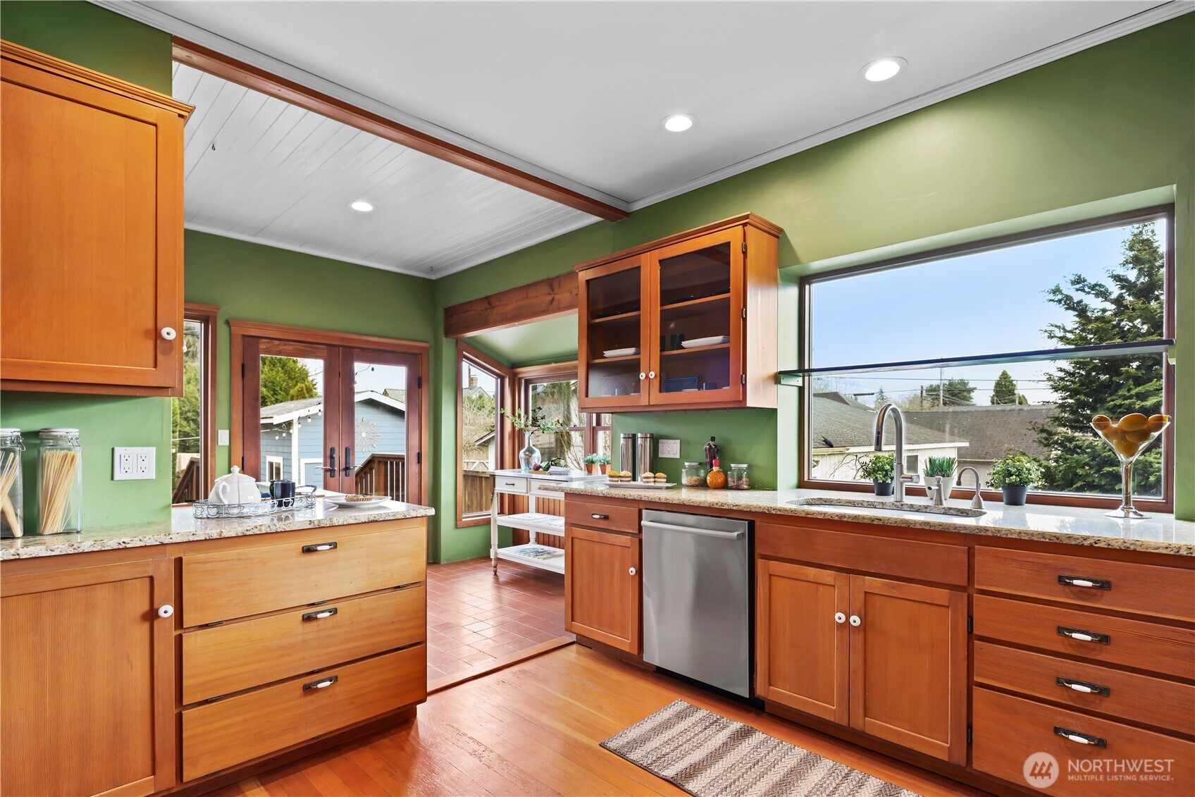 2221 Virginia Avenue , Everett, WA 98201