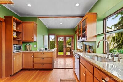 2221 Virginia Avenue , Everett, WA 98201 - Photo 10