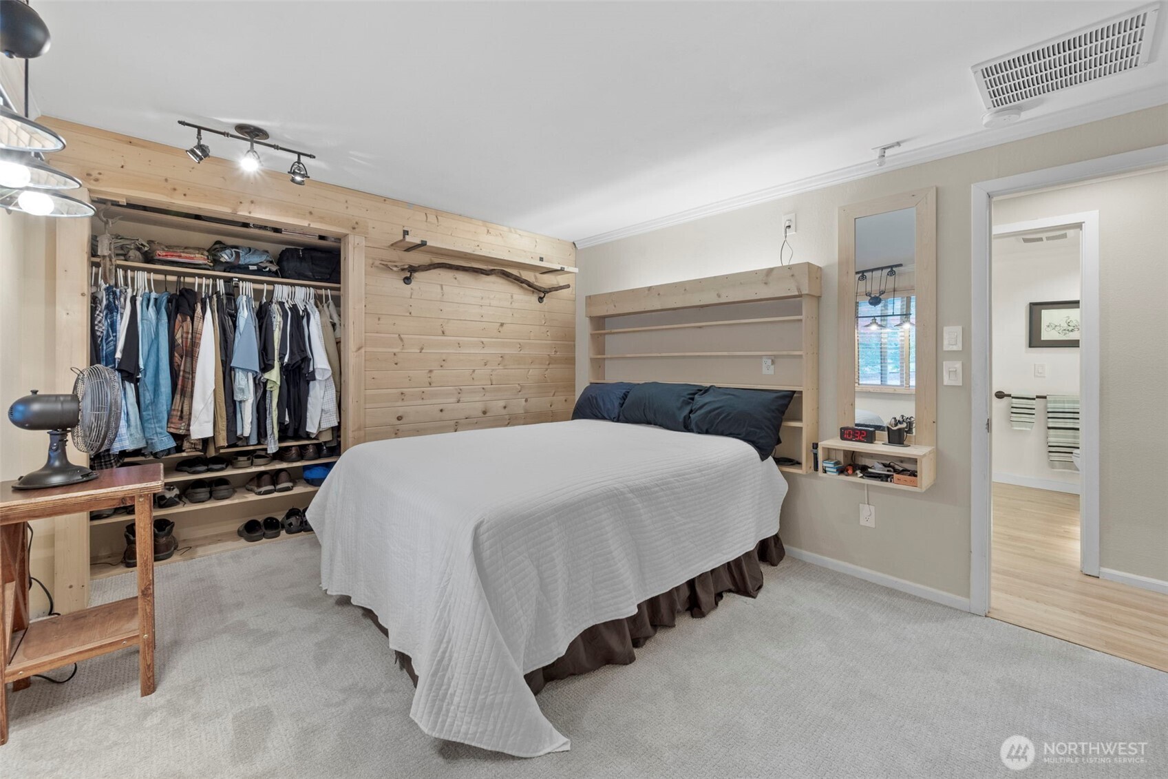 12509 206th Place SE, Issaquah, WA 98027