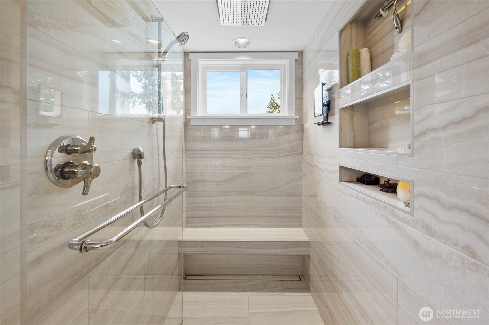 12509 206th Place SE, Issaquah, WA 98027