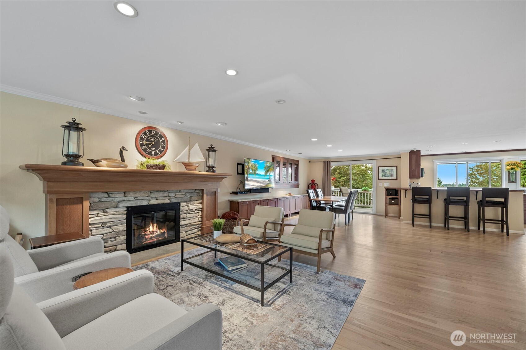 12509 206th Place SE, Issaquah, WA 98027