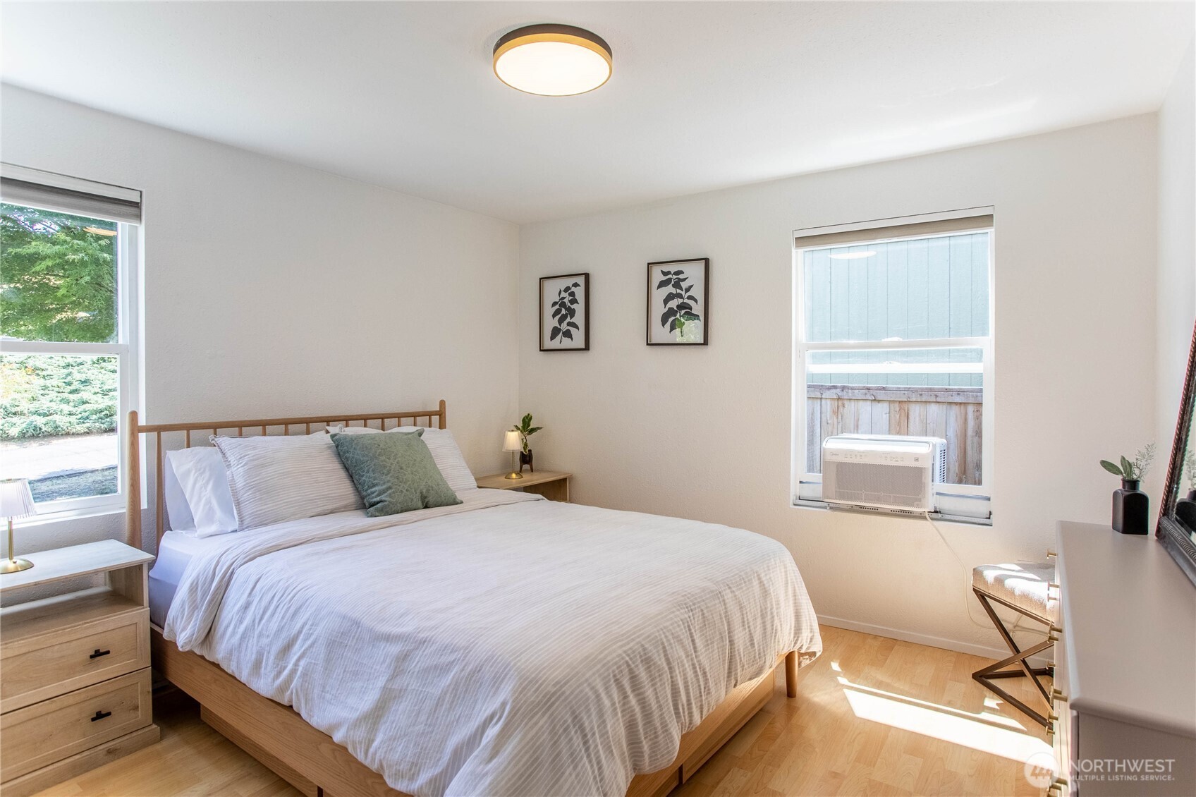 7169 18th Avenue SW, Seattle, WA 98106