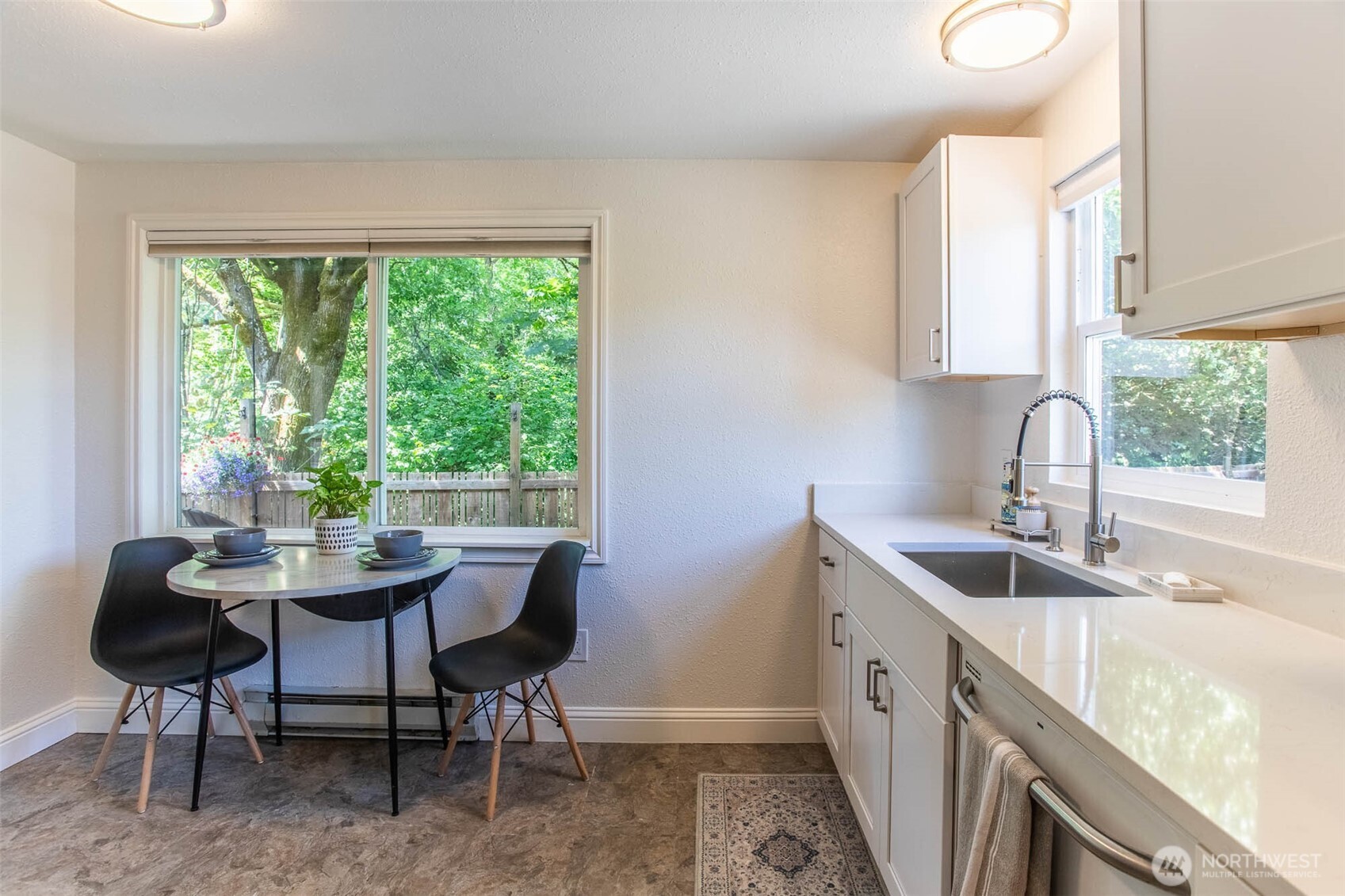 7169 18th Avenue SW, Seattle, WA 98106