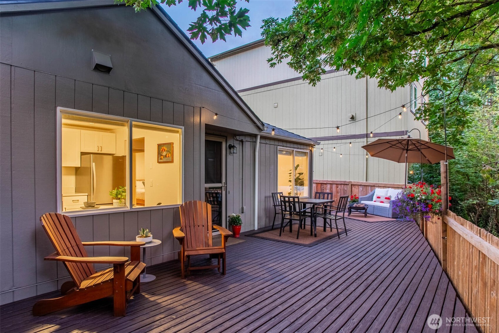 7169 18th Avenue SW, Seattle, WA 98106