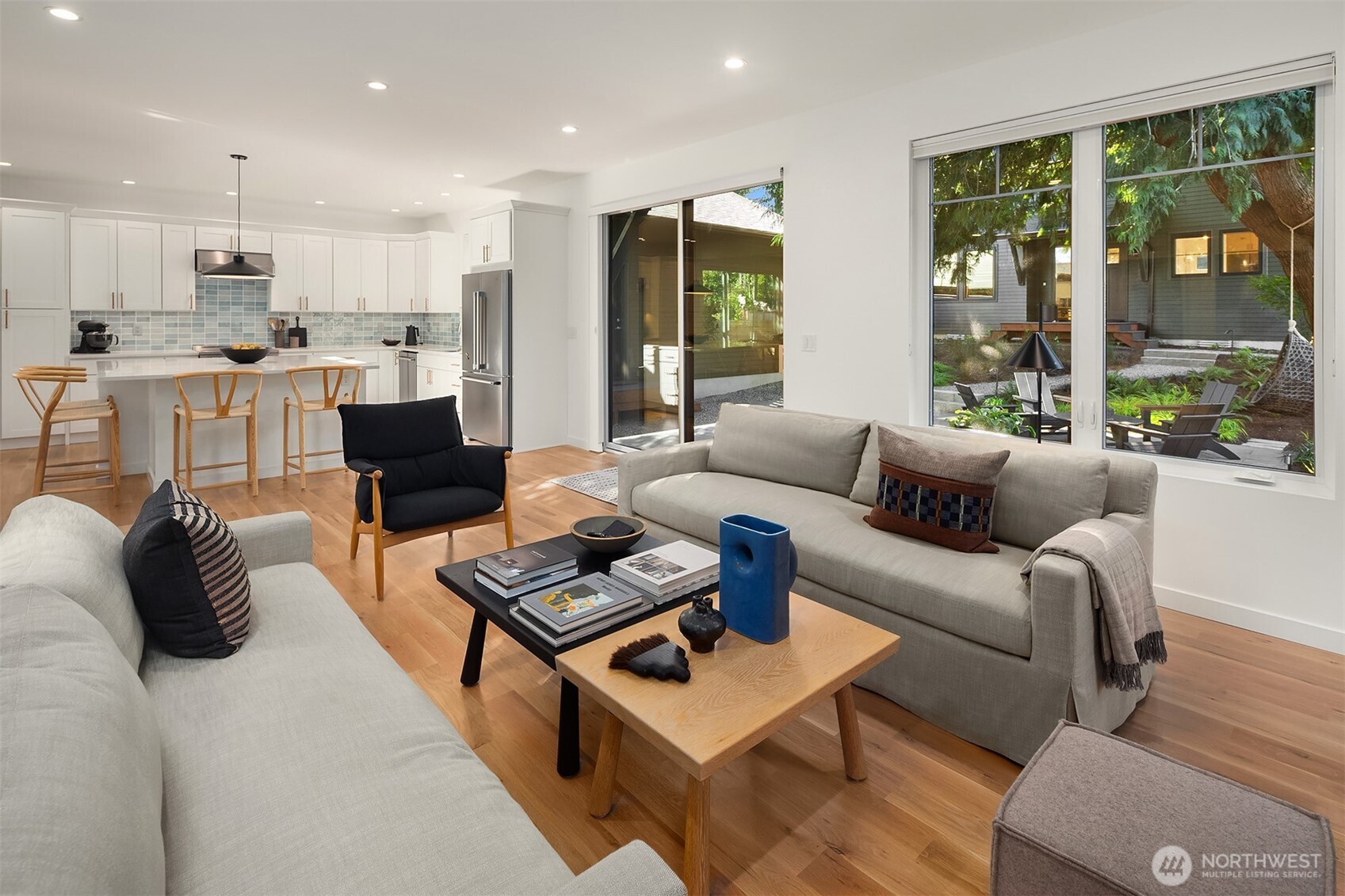 10419 41st Avenue SW, Seattle, WA 98146