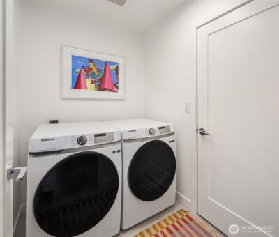 10419 41st Avenue SW, Seattle, WA 98146 - Photo 30