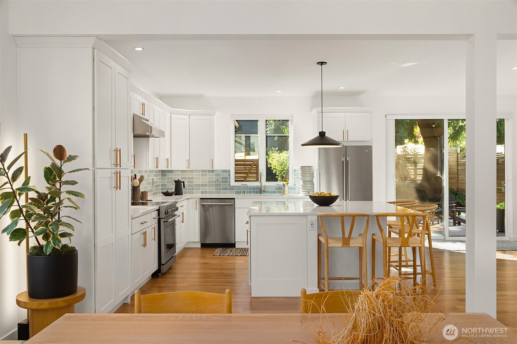 10419 41st Avenue SW, Seattle, WA 98146