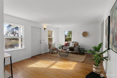 3012 17th Street , Bremerton, WA 98312 - Photo 4