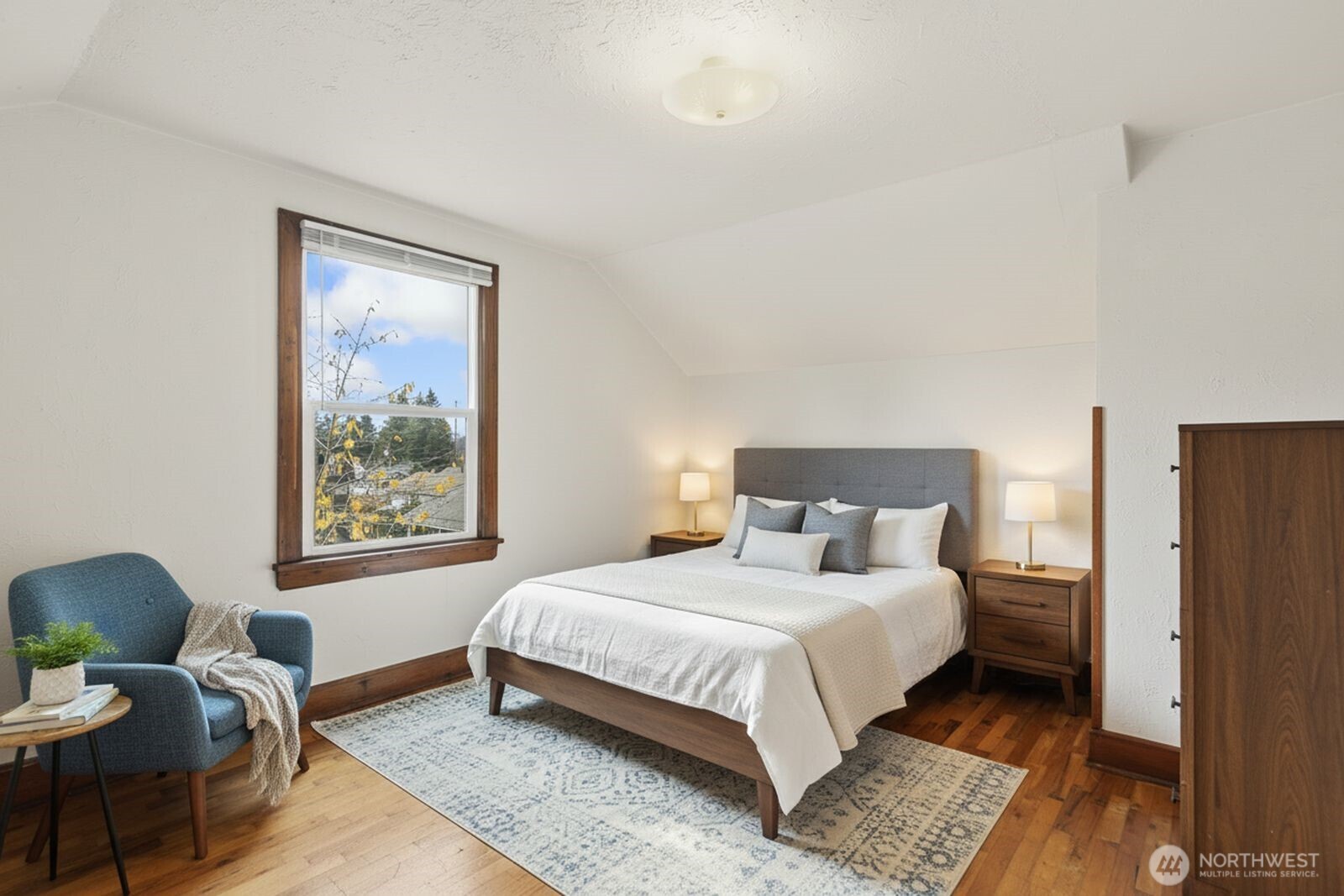 2018 11th Street , Bremerton, WA 98337