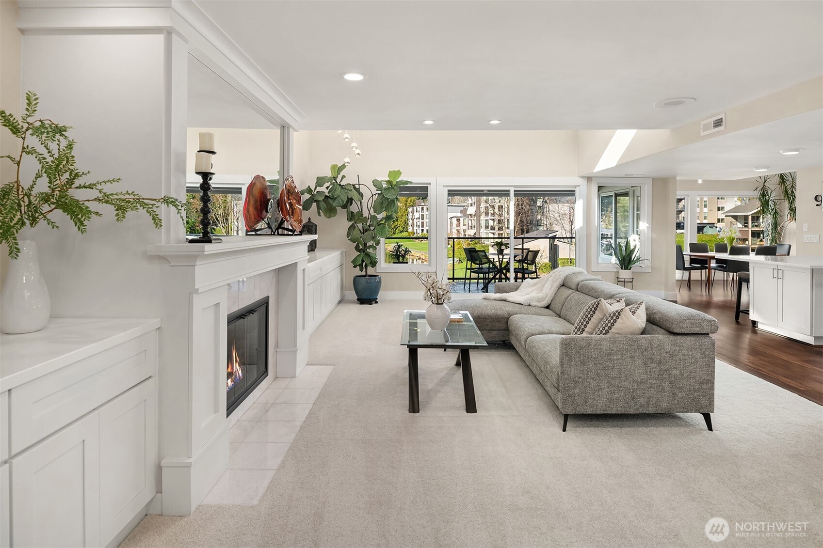 379 101st Avenue SE, Bellevue, WA 98004