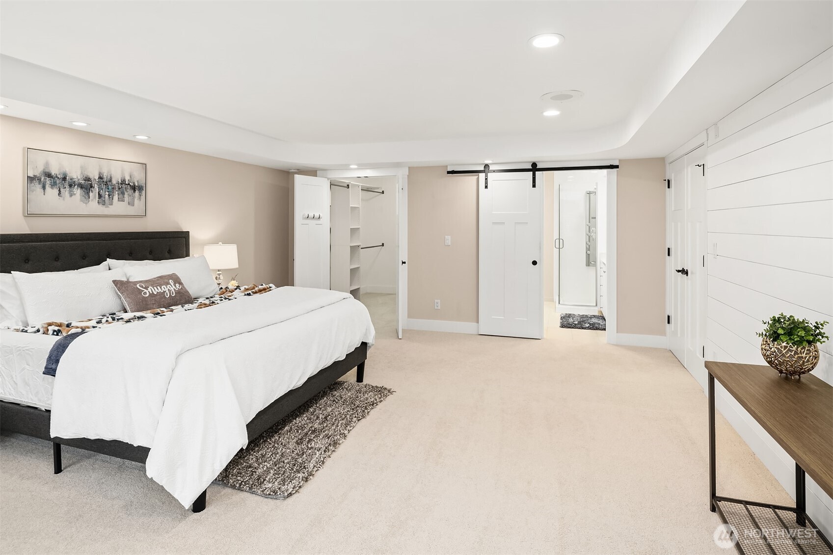 379 101st Avenue SE, Bellevue, WA 98004