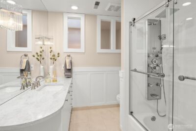 379 101st Avenue SE, Bellevue, WA 98004 - Photo 22