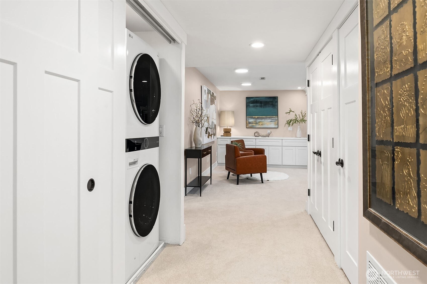 379 101st Avenue SE, Bellevue, WA 98004