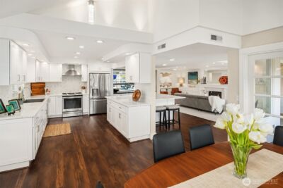 379 101st Avenue SE, Bellevue, WA 98004 - Photo 7