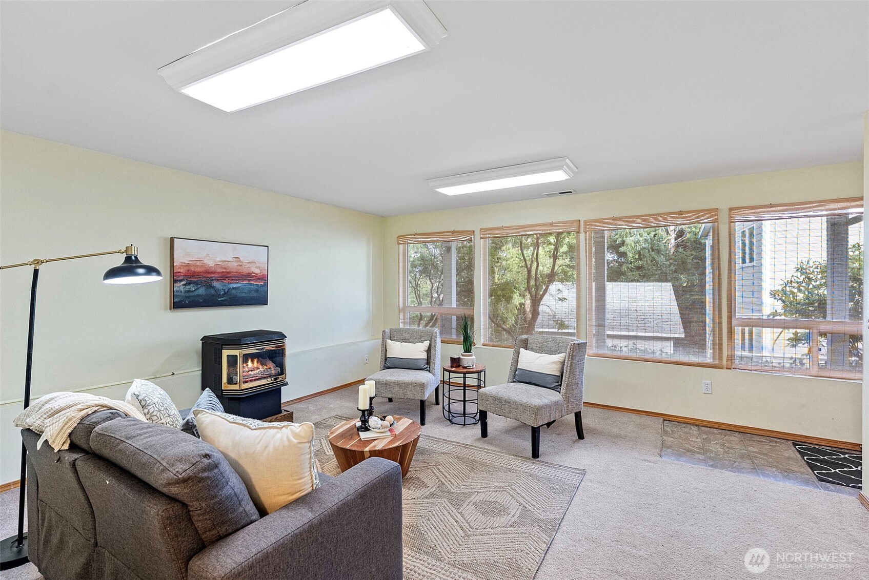 7331 E Center Street , Port Orchard, WA 98366