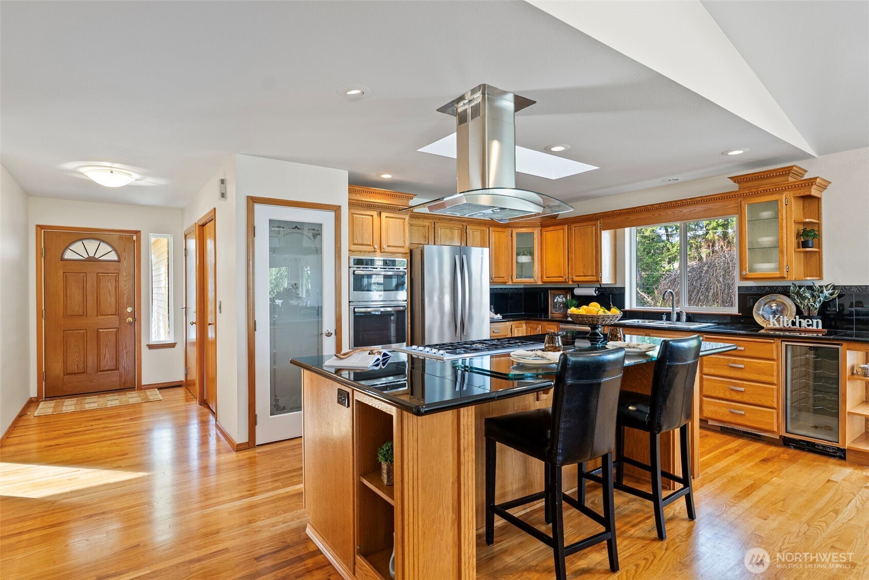 7331 E Center Street , Port Orchard, WA 98366